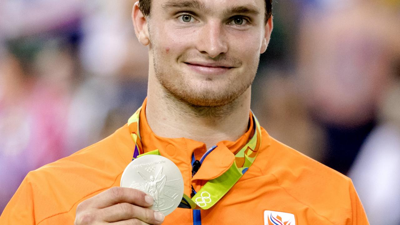 Huldiging baanwielrenner Matthijs Büchli